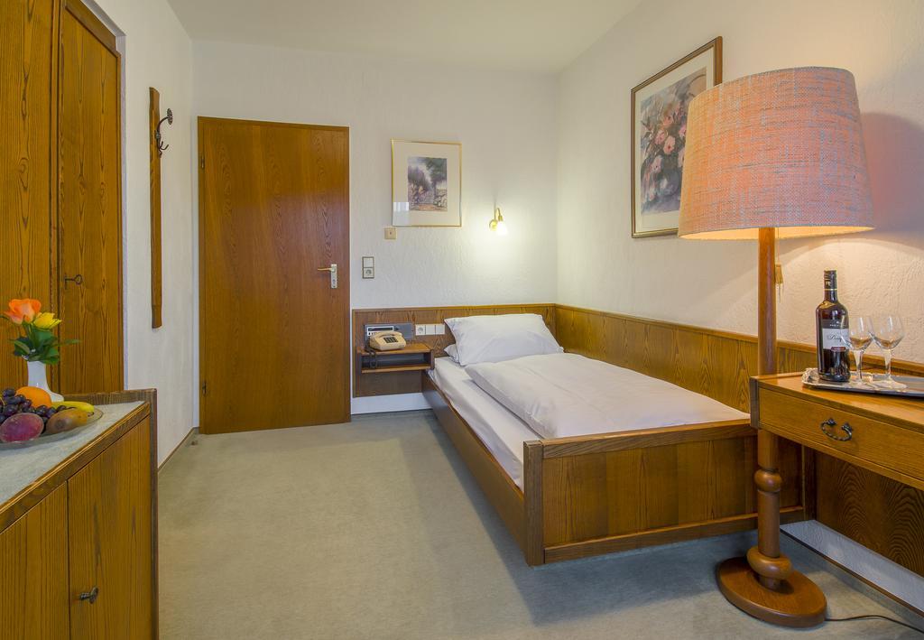 Hotel Schloessmann Garni Bad König Habitación foto