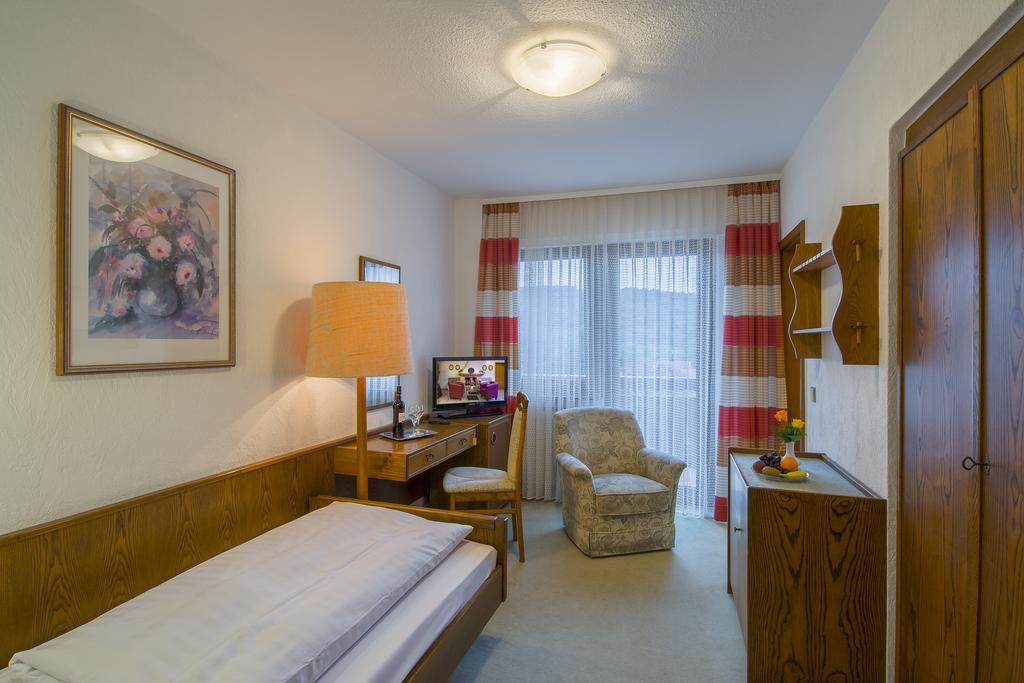 Hotel Schloessmann Garni Bad König Habitación foto